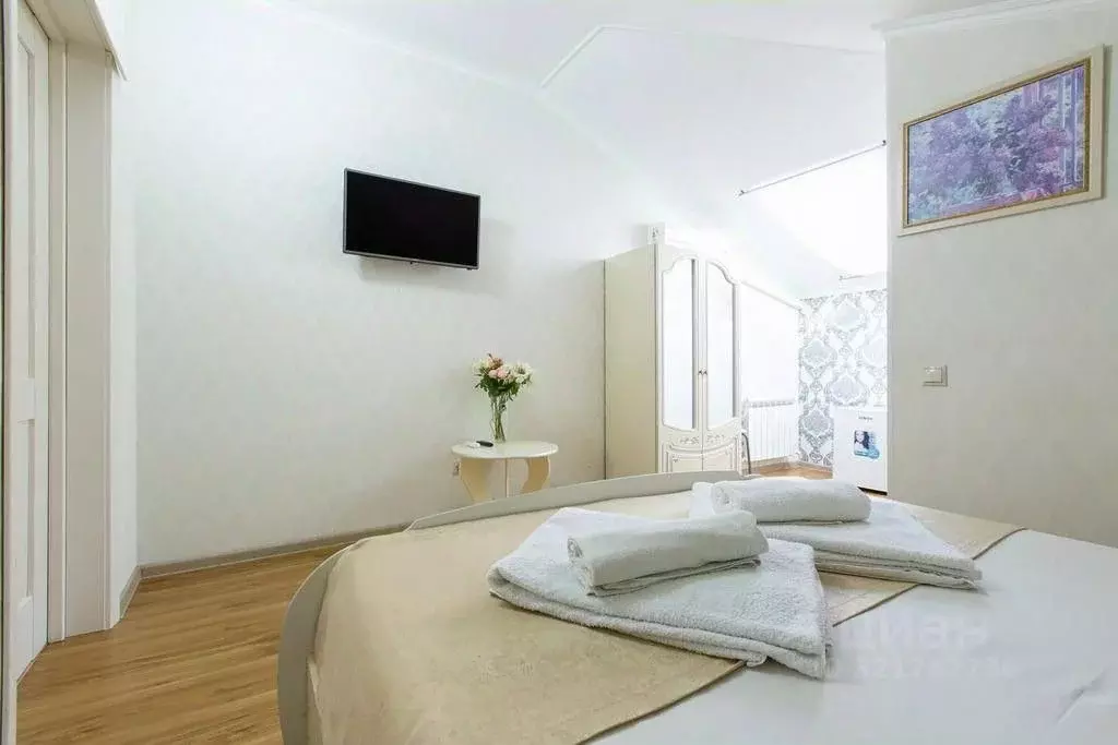 Комната Краснодарский край, Сочи ул. Ленина, 56 (29.0 м) - Фото 1