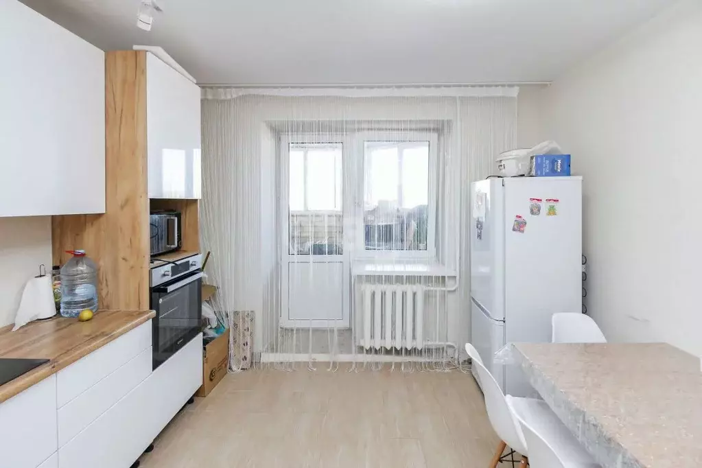 2-к кв. Тюменская область, Тюмень ул. Шишкова, 20 (65.5 м) - Фото 1