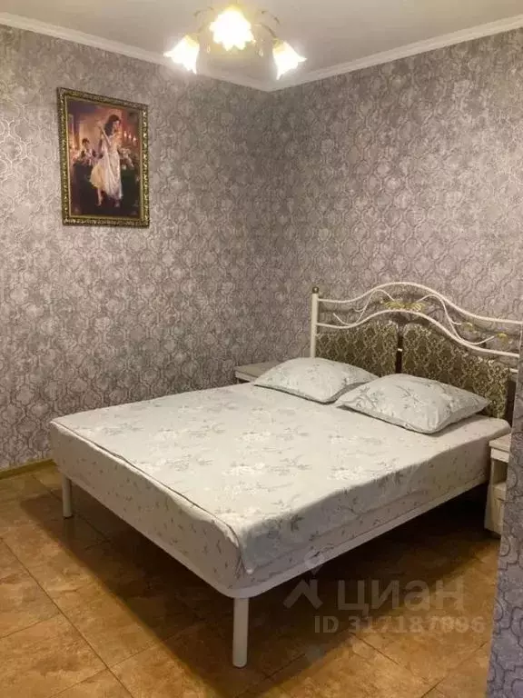Комната Краснодарский край, Сочи ул. Ленина, 131 - Фото 1