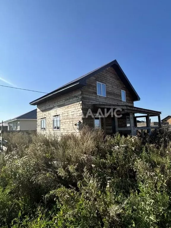 Дом в Башкортостан, Стерлитамакский район, Казадаевский сельсовет, с. ... - Фото 1