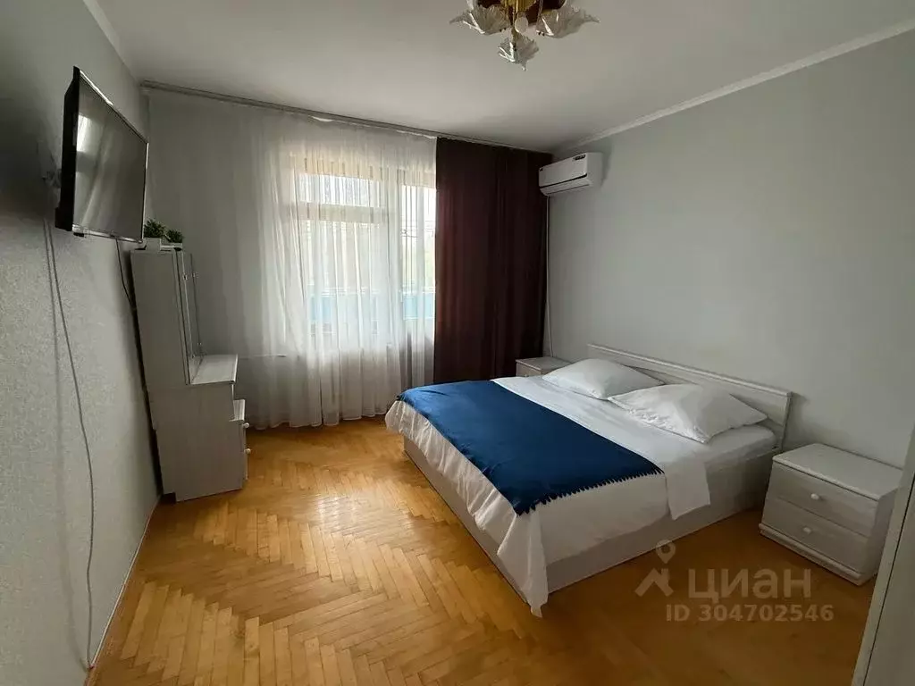 2-к кв. Воронежская область, Богучар 21 (56.0 м) - Фото 0