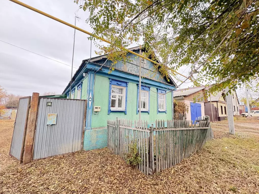 Дом в Оренбургская область, Соль-Илецк Первомайская ул. (89 м) - Фото 1