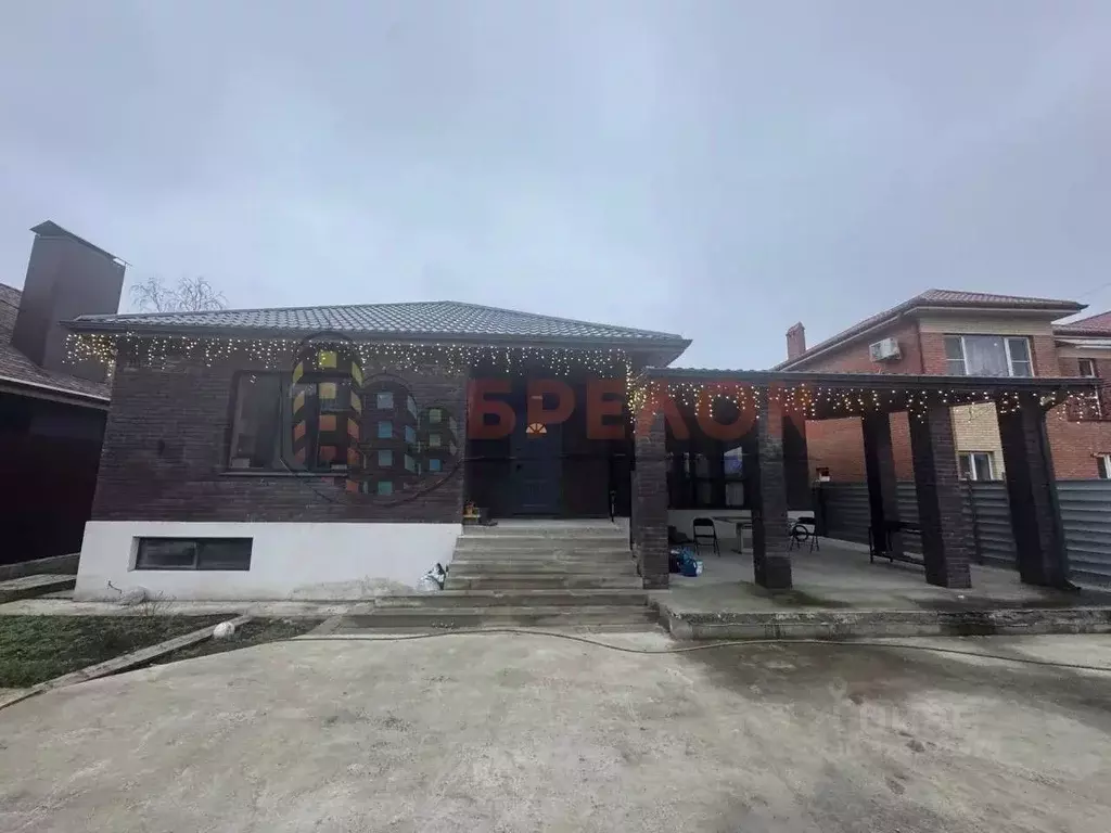 Дом в Ростовская область, Ростов-на-Дону Благополучная ул., 4 (300 м) - Фото 1