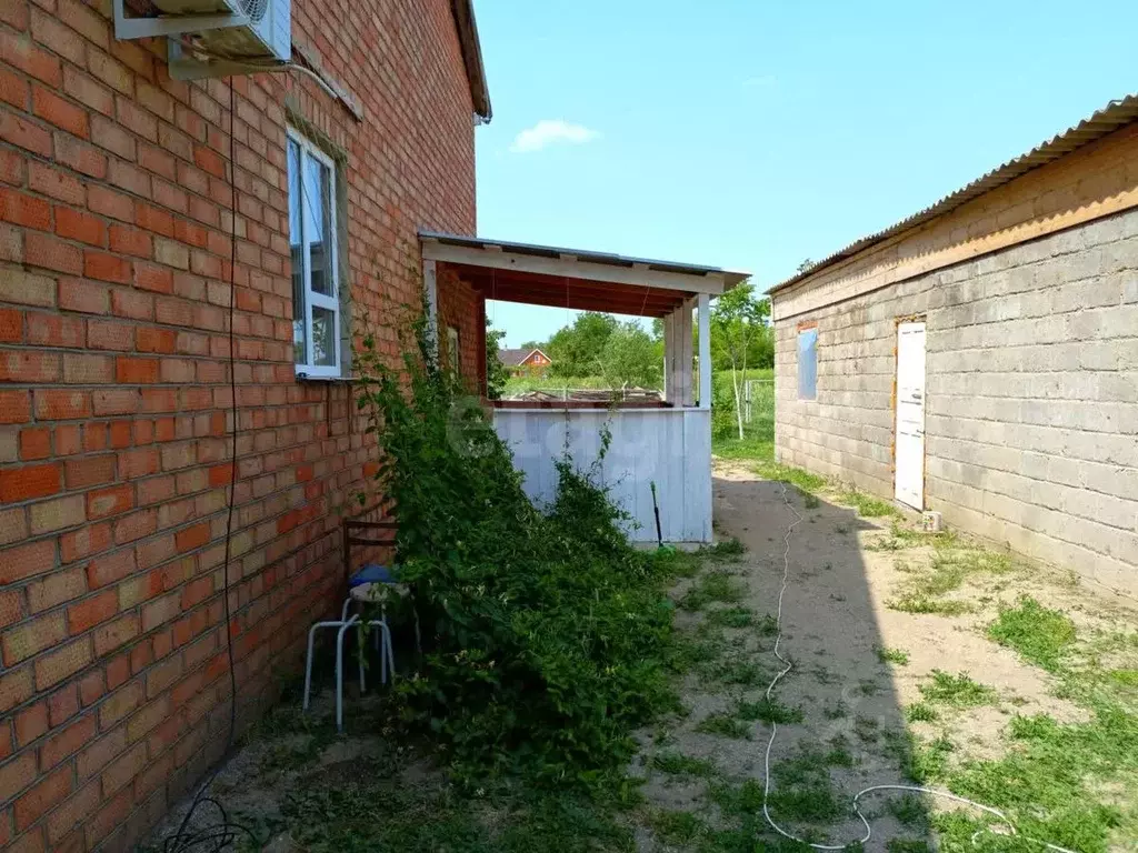 Дом в Краснодарский край, Ейский район, Ясенская ст-ца ул. Пушкина ... - Фото 1
