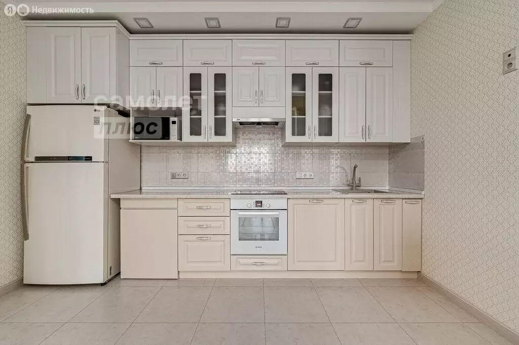 3-комнатная квартира: Реутов, улица Реутовских Ополченцев, 10 (87 м) - Фото 1