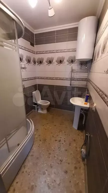 1-к. квартира, 42 м, 2/3 эт. - Фото 1