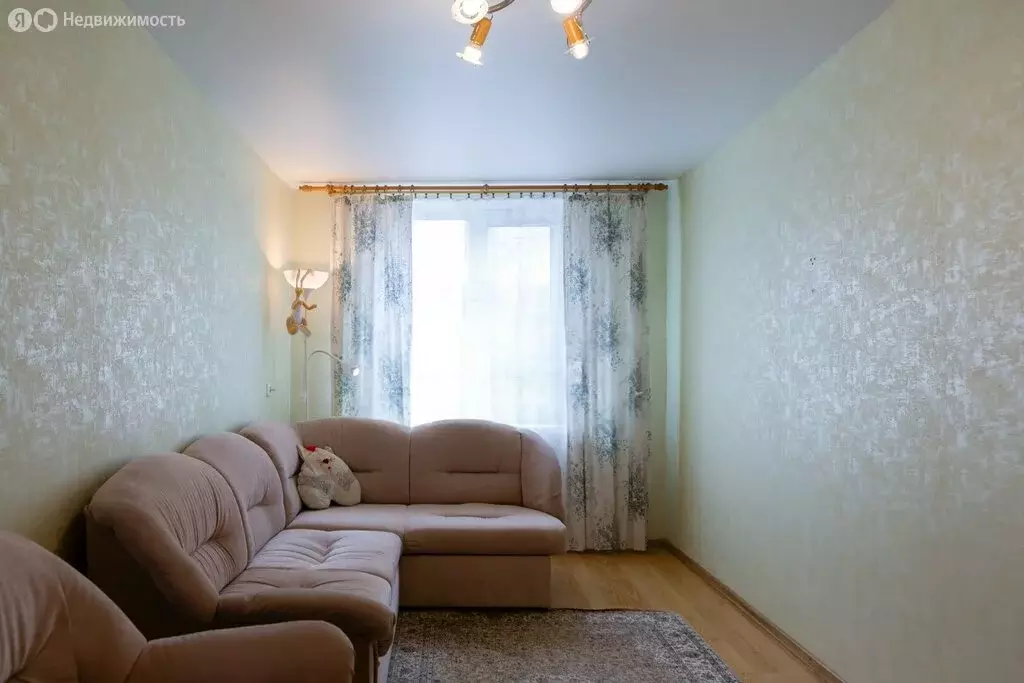 3-комнатная квартира: Медвежьегорск, улица Кирова, 20 (59.9 м) - Фото 1