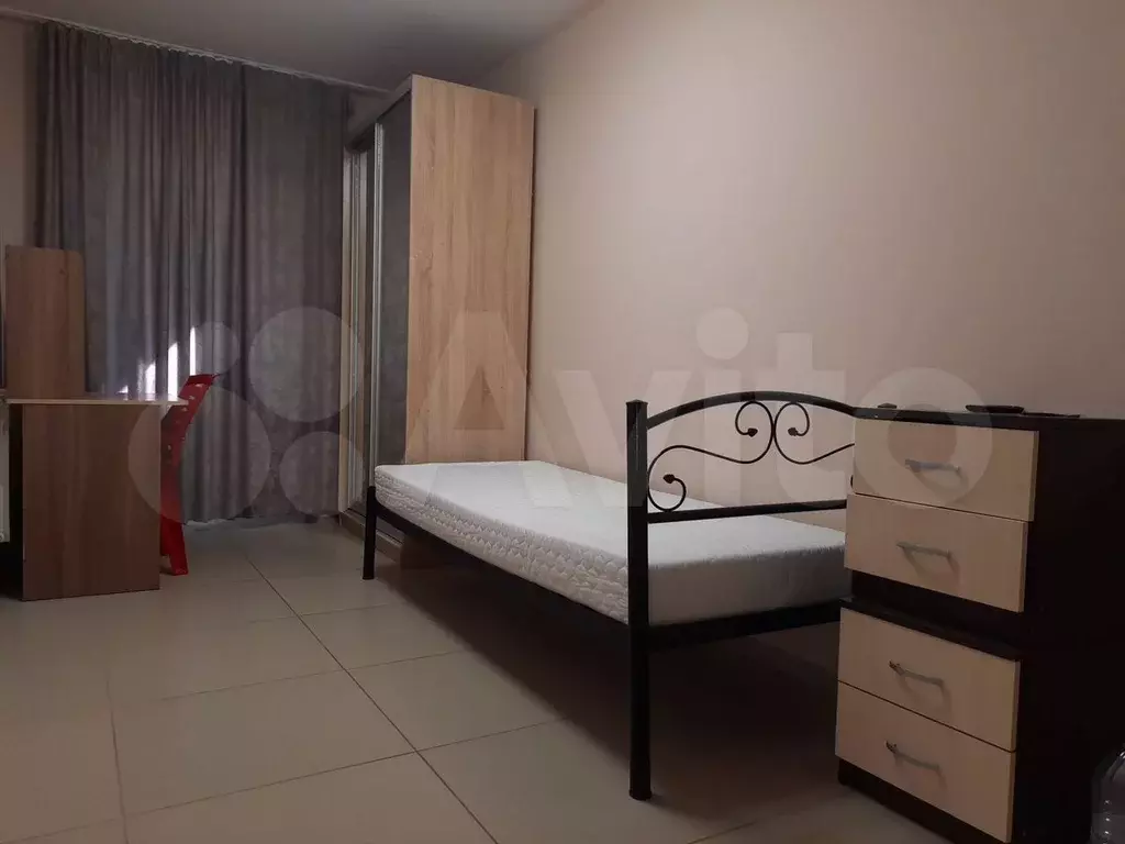 Комната 15 м в 3-к., 1/5 эт. - Фото 0