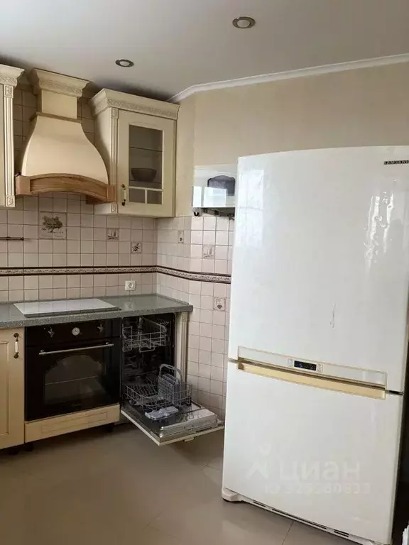 4-к кв. Татарстан, Казань ул. Космонавтов, 53 (110.0 м) - Фото 1