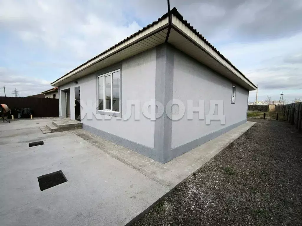 Дом в Хакасия, Усть-Абаканский район, пос. Тепличный ул. Камская (140 ... - Фото 2