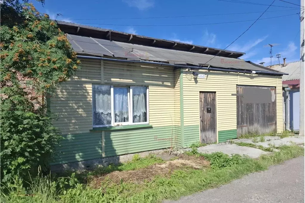 Дом в Свердловская область, Екатеринбург пер. Еловский, 11 (75 м) - Фото 1
