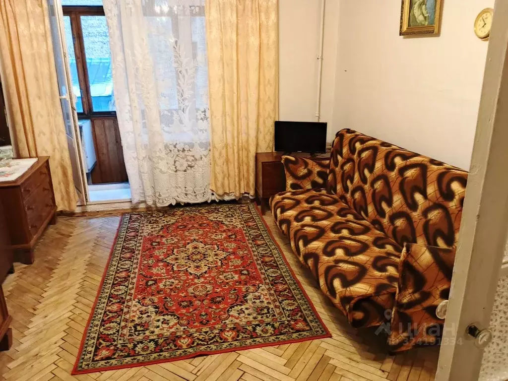 1-к кв. Санкт-Петербург Старо-Петергофский просп., 35 (30.0 м) - Фото 0