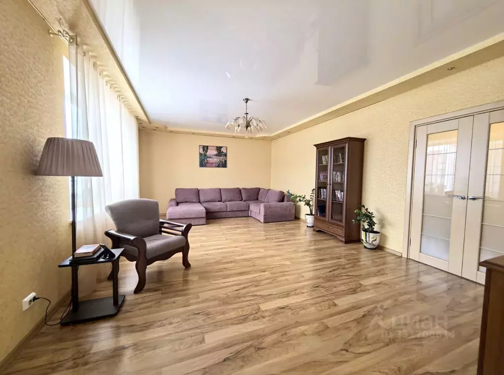 3-к кв. Карелия, Петрозаводск Сыктывкарская ул., 3 (104.8 м) - Фото 2