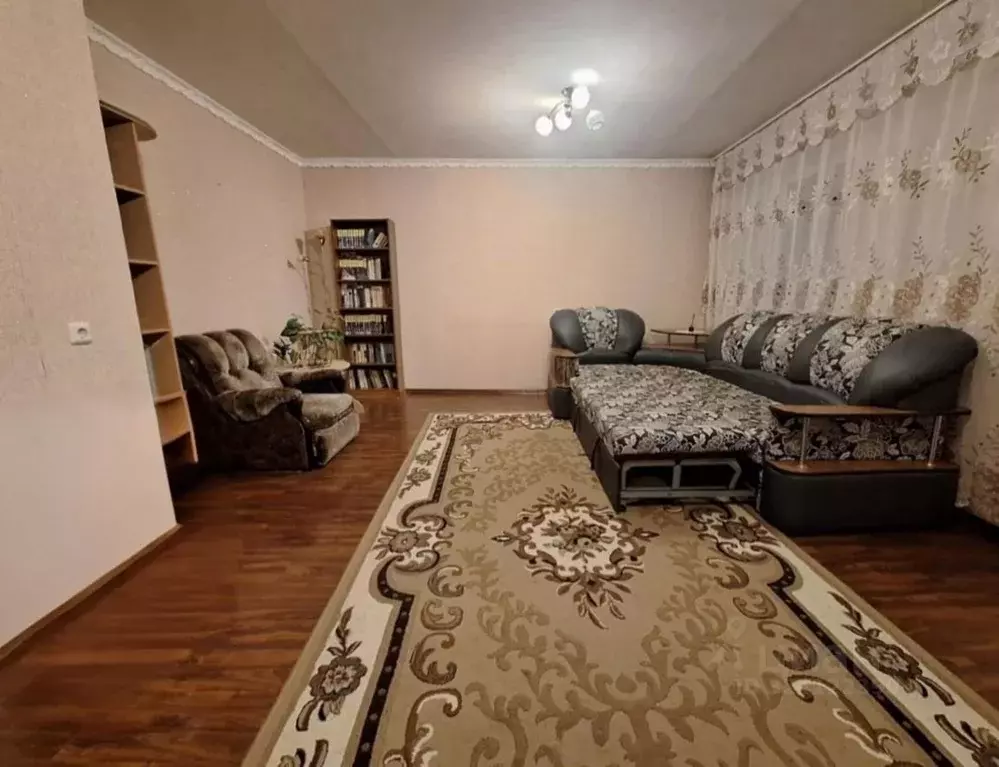 2-к кв. Свердловская область, Среднеуральск ул. Свердлова, 8 (60.7 м) - Фото 1