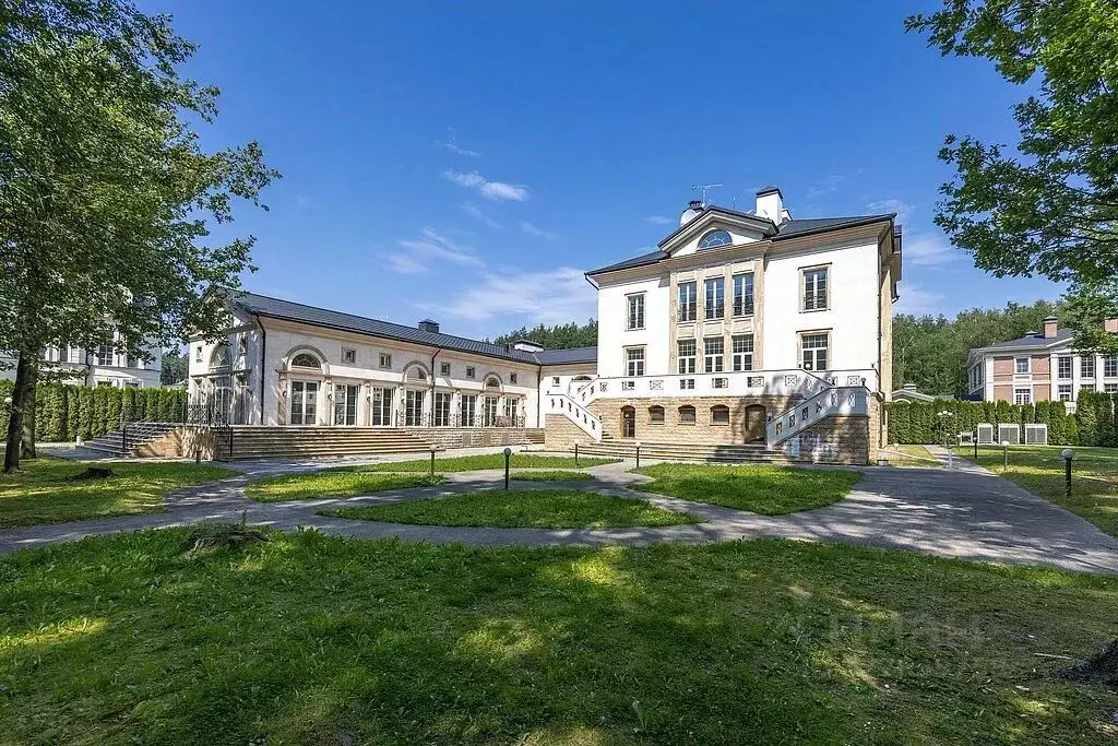 Дом в Московская область, Одинцовский городской округ, Барвиха ... - Фото 1