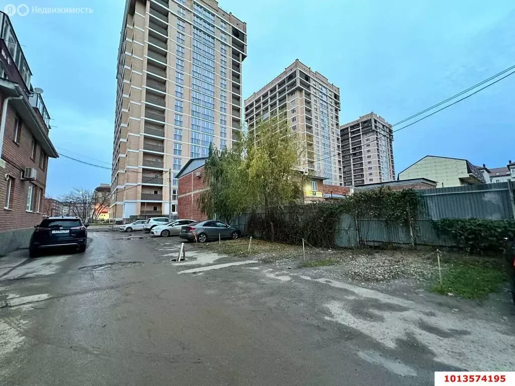 Квартира-студия: Краснодар, улица им. Хаджинова М.И., 21 (37.3 м) - Фото 0