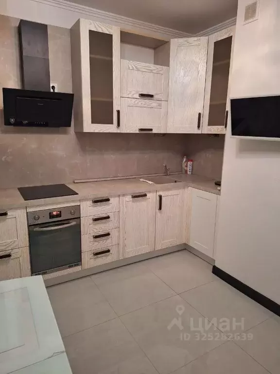 2-к кв. Москва ул. Раменки, 9К2 (67.0 м) - Фото 2