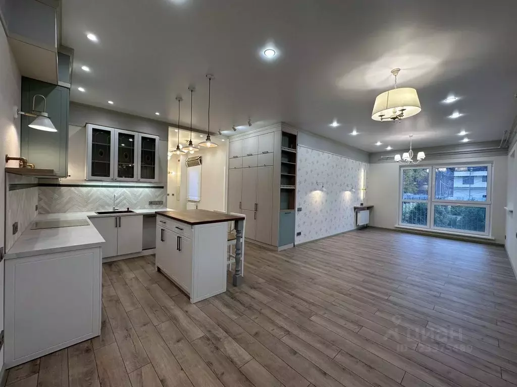 3-к кв. Псковская область, Псков Советская ул., 29Г (90.4 м) - Фото 1