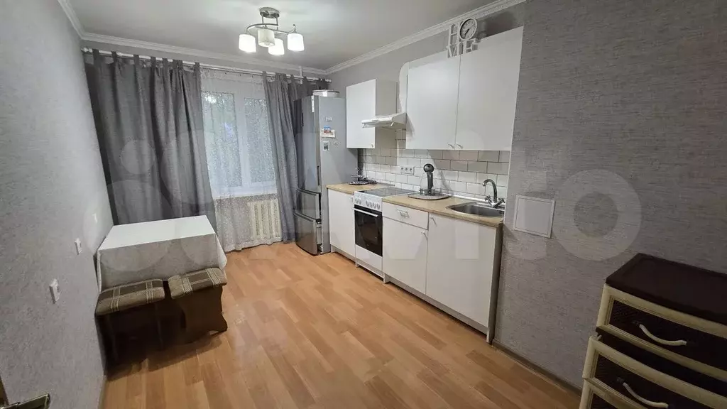 3-к. квартира, 80 м, 2/10 эт. - Фото 0