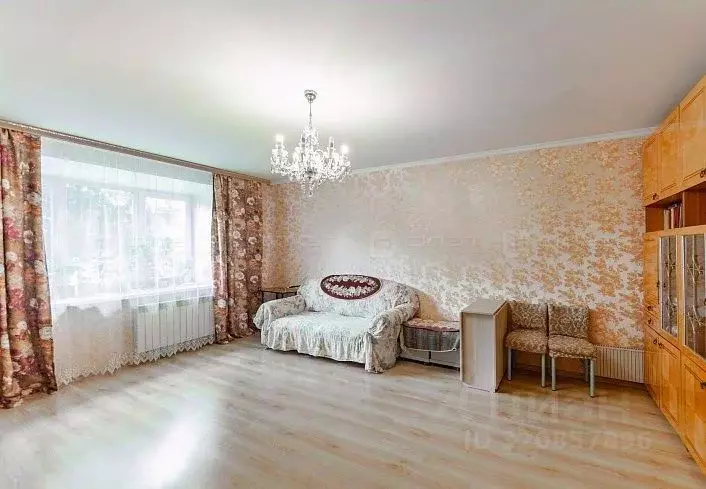 3-к кв. Татарстан, Казань ул. Юлиуса Фучика, 123 (90.4 м) - Фото 0