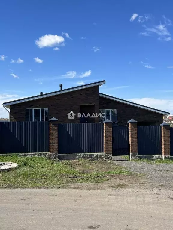 Дом в Белгородская область, Белгородский район, Дубовское с/пос, пос. ... - Фото 1