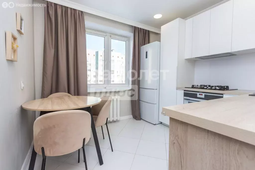 3-комнатная квартира: Уфа, микрорайон Колгуевский, улица Габдуллы ... - Фото 0