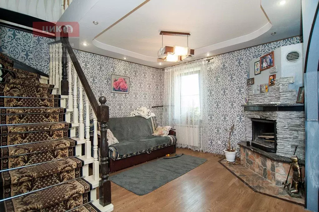 Дом в Рязанская область, Рязанский район, Полянское с/пос, с. Поляны ... - Фото 1