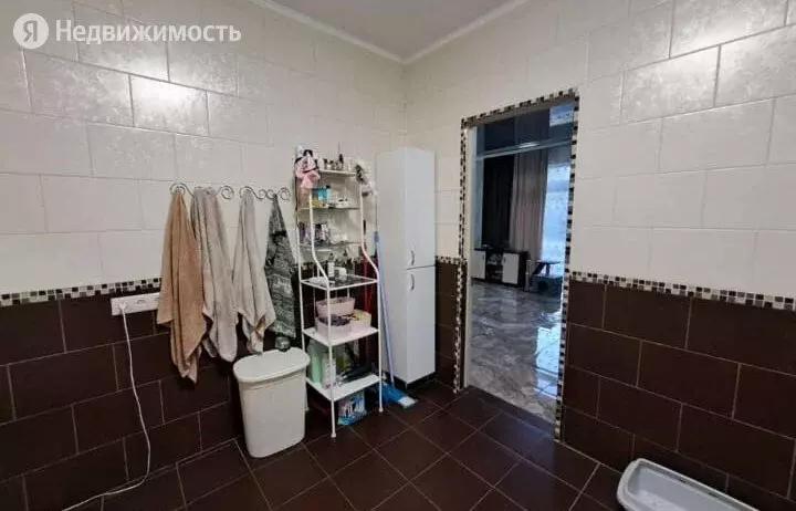 Дом в Хадыженск, улица Нахимова, 28 (220 м) - Фото 0