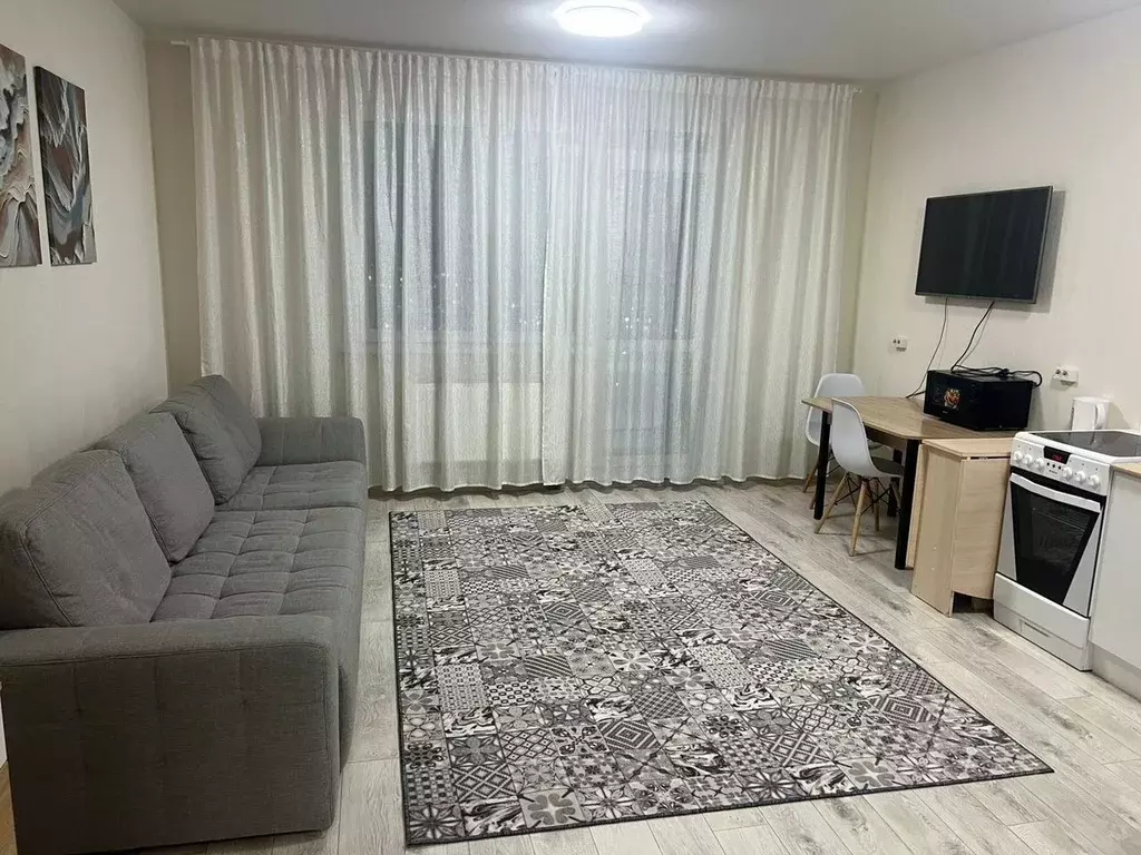 Студия Красноярский край, Красноярск ул. Петра Подзолкова, 22 (32.0 м) - Фото 1