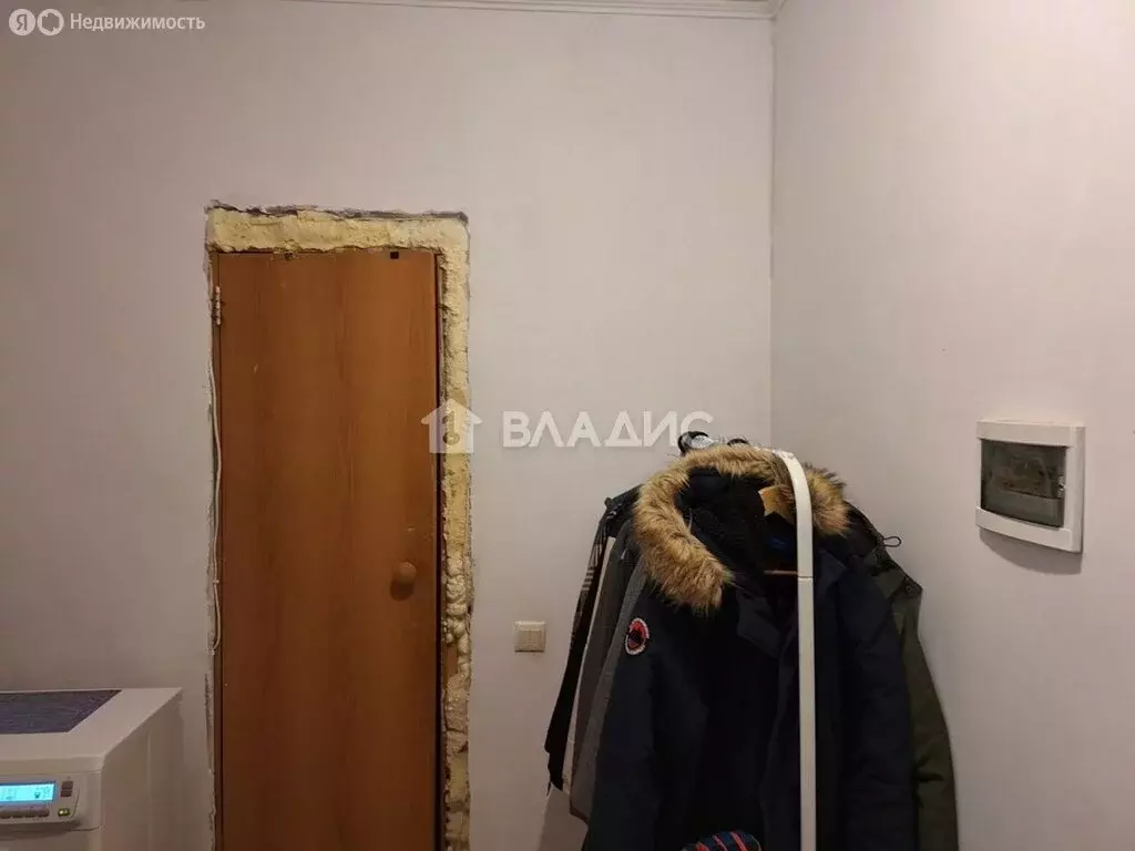 1-комнатная квартира: Лобня, улица Борисова, 24 (41 м) - Фото 2