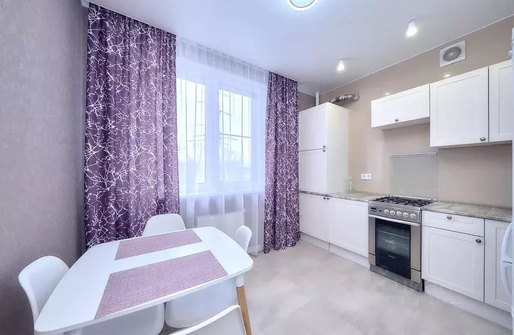 2-к кв. Рязанская область, Рязань ул. Дзержинского, 19 (70.0 м) - Фото 1