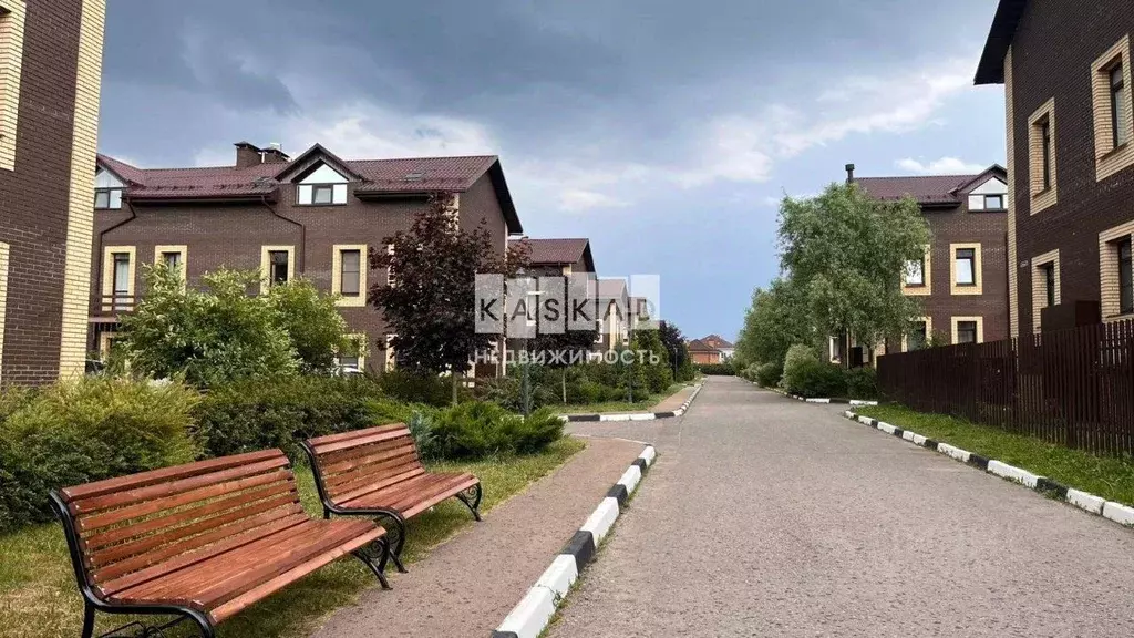 Таунхаус в Московская область, Домодедово городской округ, д. Красное ... - Фото 1