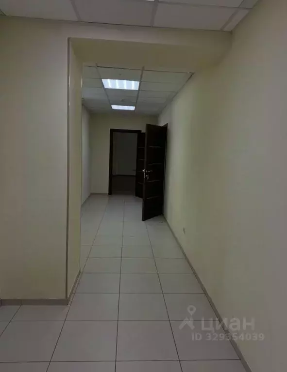 Офис в Москва ул. Орджоникидзе, 11С1а (125 м) - Фото 1