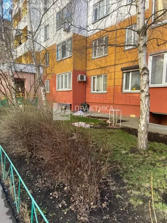 2-комнатная квартира: посёлок городского типа ВНИИССОК, улица Дружбы, ... - Фото 1