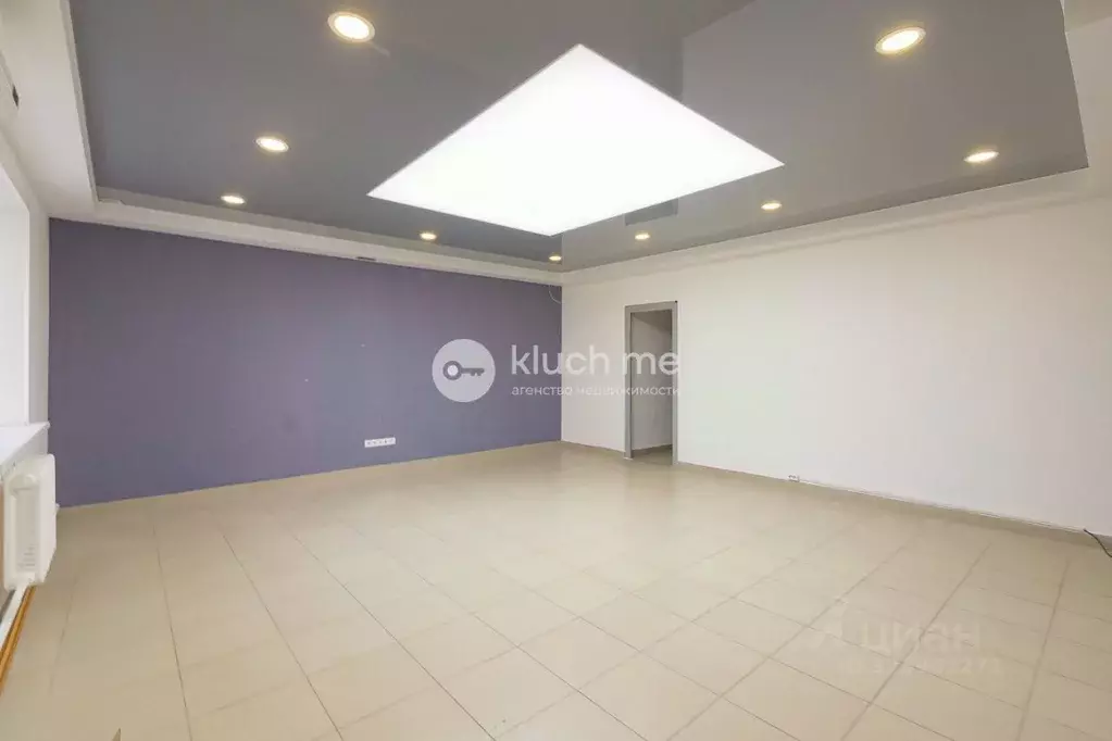 Помещение свободного назначения в Татарстан, Казань ул. Соловецких ... - Фото 2