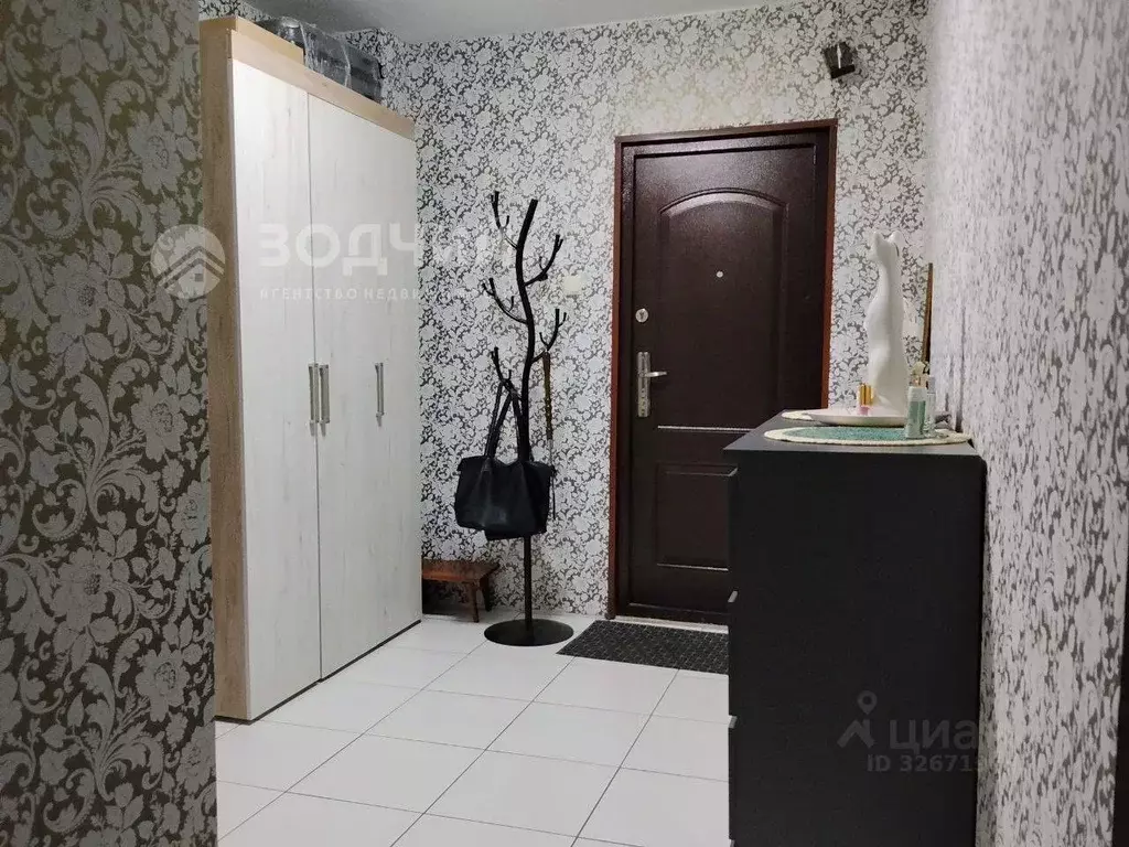 2-к кв. Чувашия, Шумерля Октябрьская ул., 16к3 (55.0 м) - Фото 0