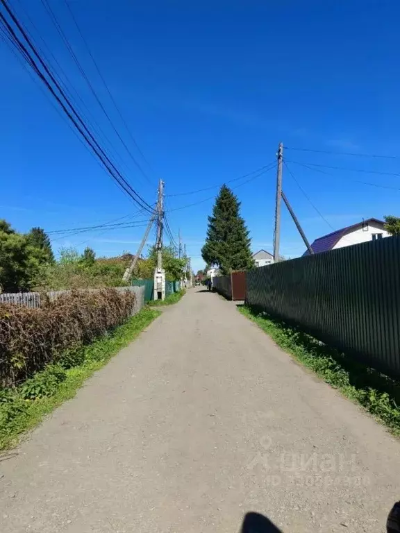 Дом в Омская область, Омск СНТ Ромашка ТСН, аллея 8-я, 35 (20 м) - Фото 0