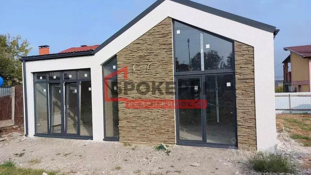 Дом в Севастополь ул. 2-я Линия, 106/270 (81 м) - Фото 2