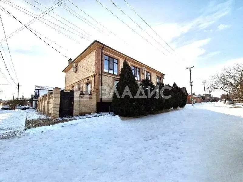 Дом в Ейск, Морская улица (349.5 м) - Фото 1