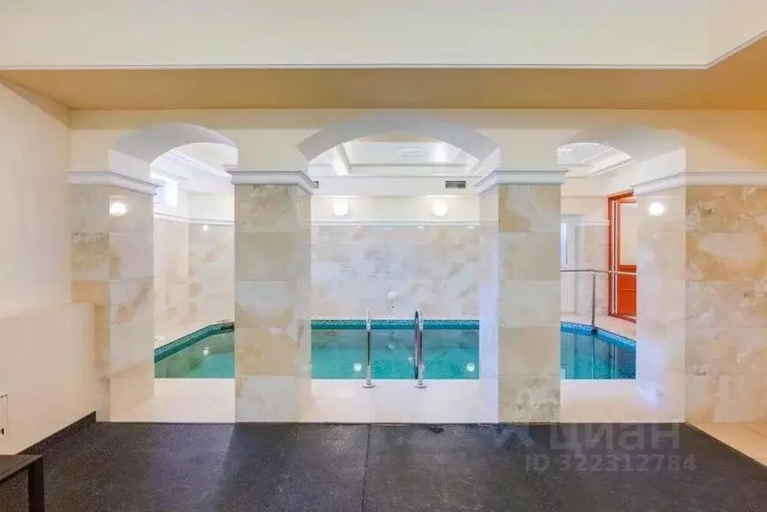 Дом в Московская область, Звенигород Одинцовский городской округ, ул. ... - Фото 1