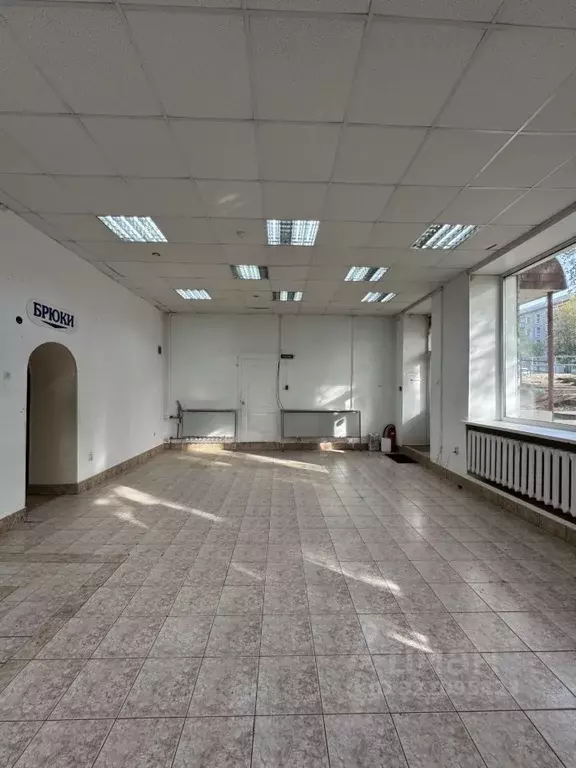Торговая площадь в Кировская область, Киров ул. Воровского, 91 (44 м) - Фото 1