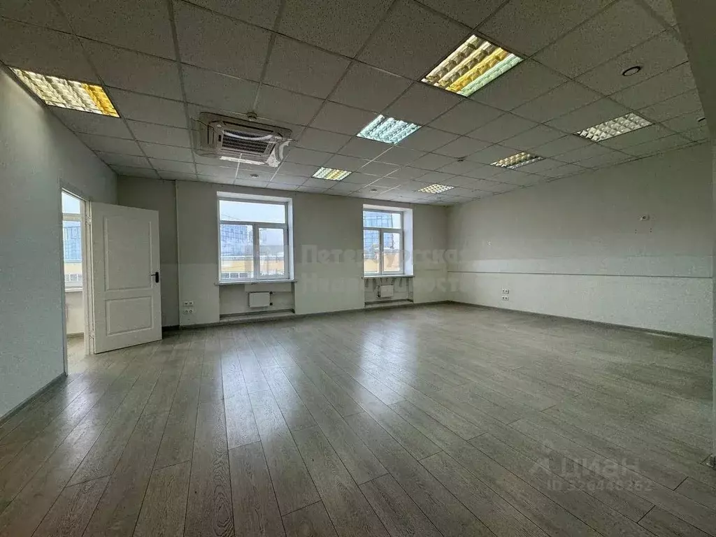 Офис в Санкт-Петербург Воронежская ул., 5 (511 м) - Фото 1