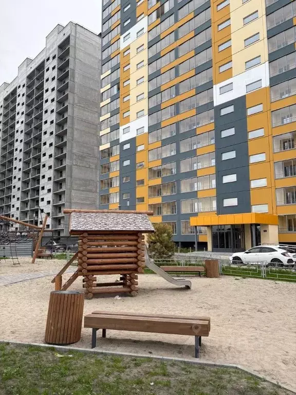 3-к кв. Новосибирская область, Новосибирск Междуреченская ул., 9/2 ... - Фото 1