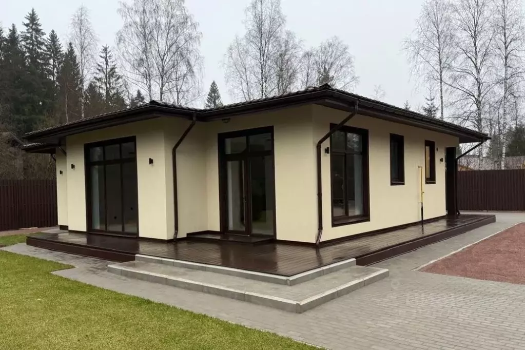 Коттедж в Ленинградская область, Всеволожский район, Агалатовское ... - Фото 1