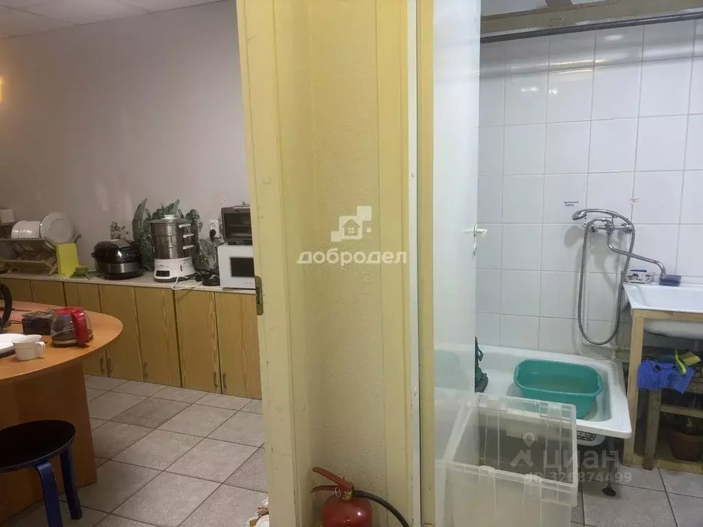 Офис в Свердловская область, Екатеринбург бул. Тбилисский, 3 (59 м) - Фото 2