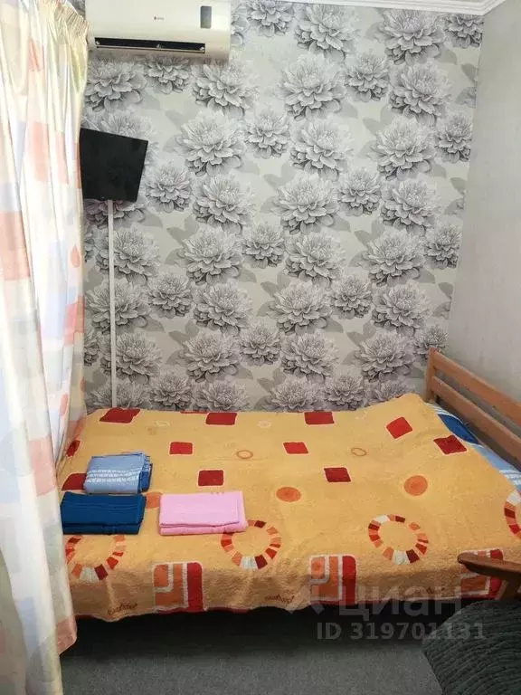2-к кв. Крым, Евпатория ул. Революции, 59 (30.0 м) - Фото 0