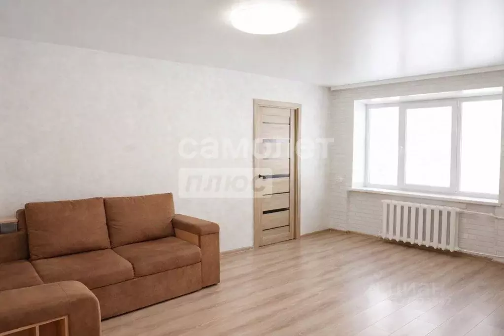 2-к кв. Челябинская область, Верхний Уфалей ул. Худякова, 9 (45.7 м) - Фото 1