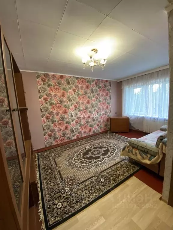 2-к кв. Волгоградская область, Волгоград ул. 50 лет Октября, 15 (43.0 ... - Фото 0