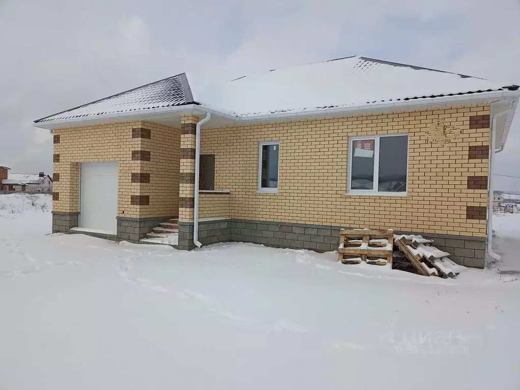 Дом в Белгородская область, Белгородский район, Разумное рп ул. ... - Фото 0