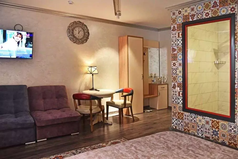 Комната Алтайский край, Барнаул ул. Юрина, 111 (40.0 м) - Фото 2